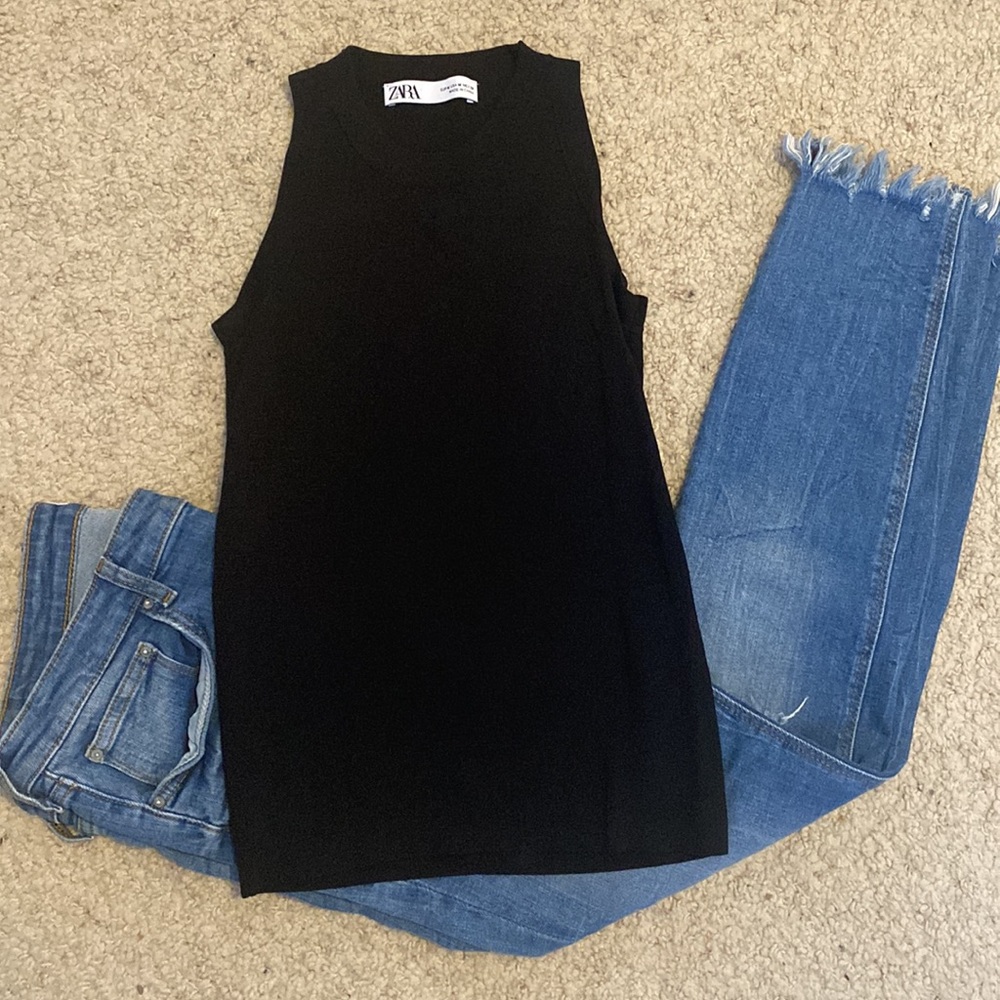 Zara Knit Halter Tank - Picture 2 of 7